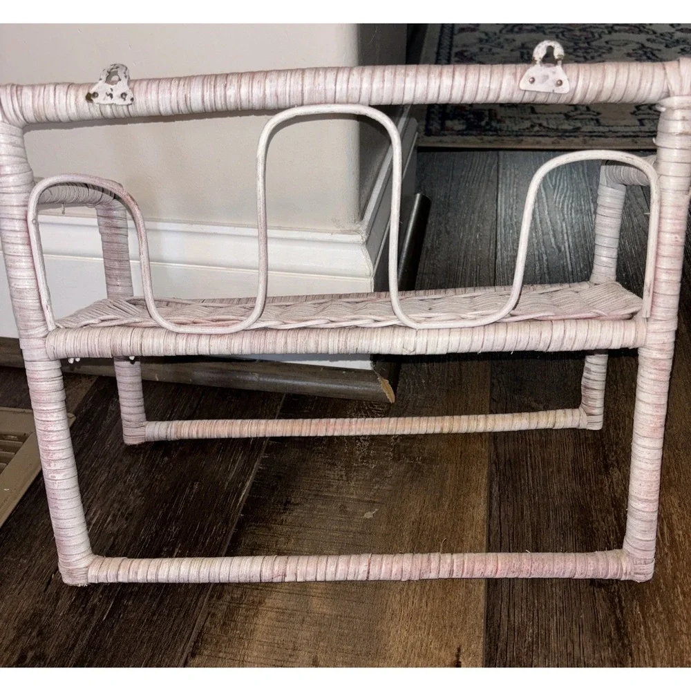 Vintage White Wicker Bench Wall Shelf Boho Cottage Coastal Bathroom Decor